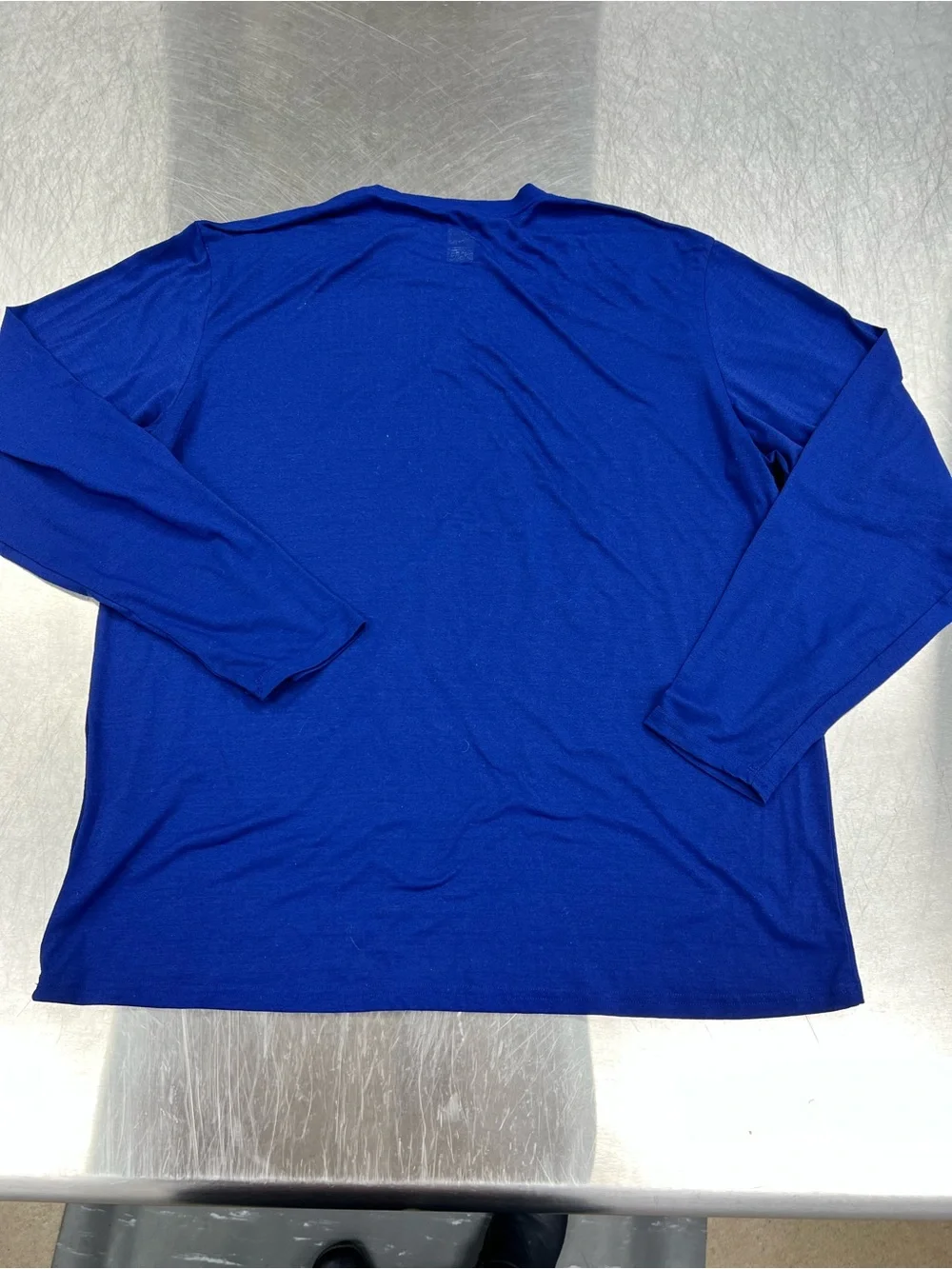 The North Face Men's Long-Sleeve Crew Vapor Wick Shirt - Royal Blue